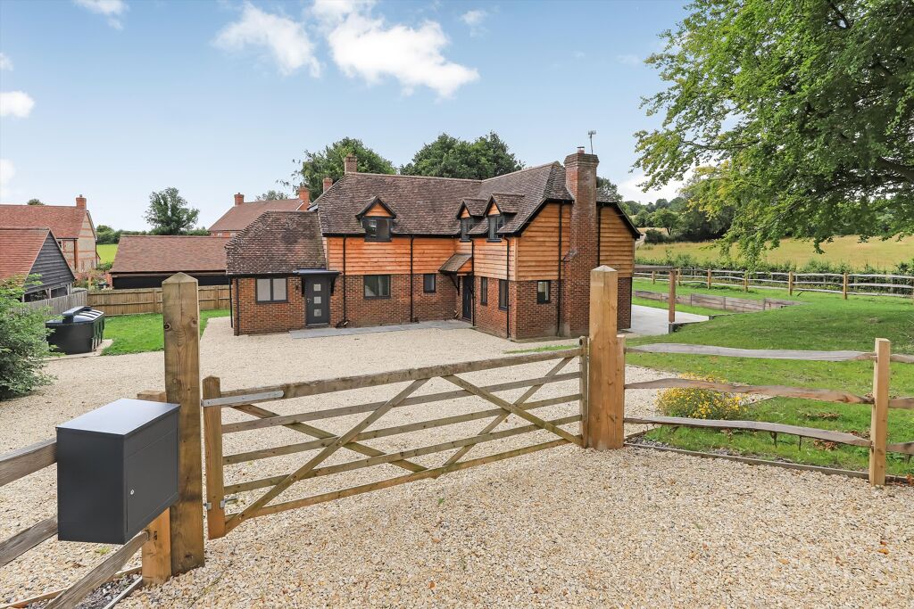 Image of South Road, Broughton, Stockbridge, Hampshire, SO20