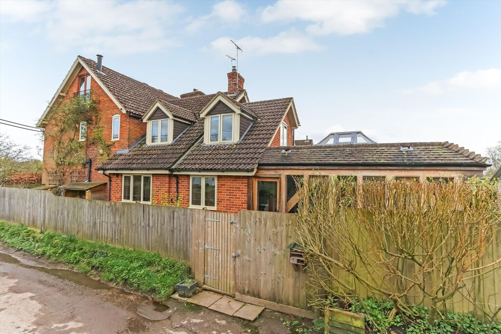 Image of Gladstone Terrace, Sugar Lane, Longparish, Andover, SP11