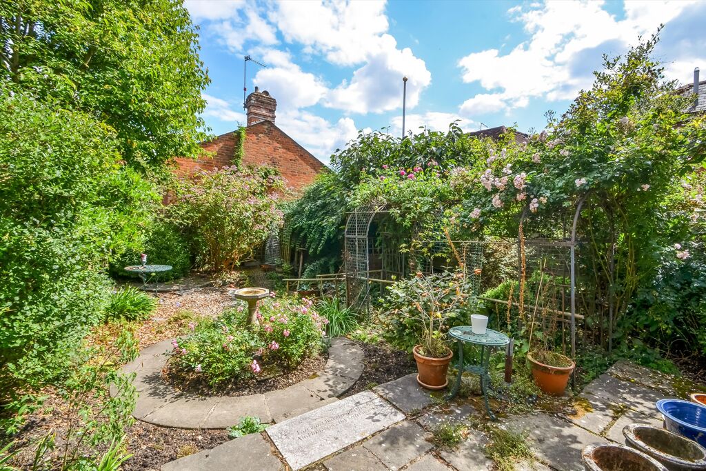 Image of St. Thomas Street, Winchester, Hampshire, SO23