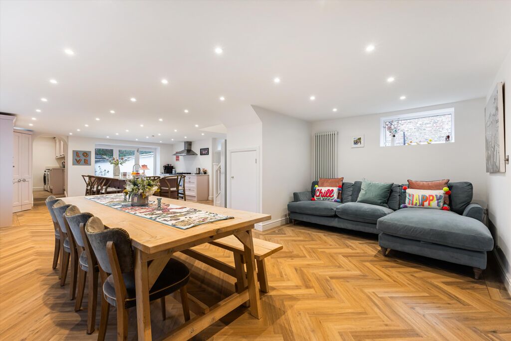 Image of Crawley, Winchester, Hampshire, SO21