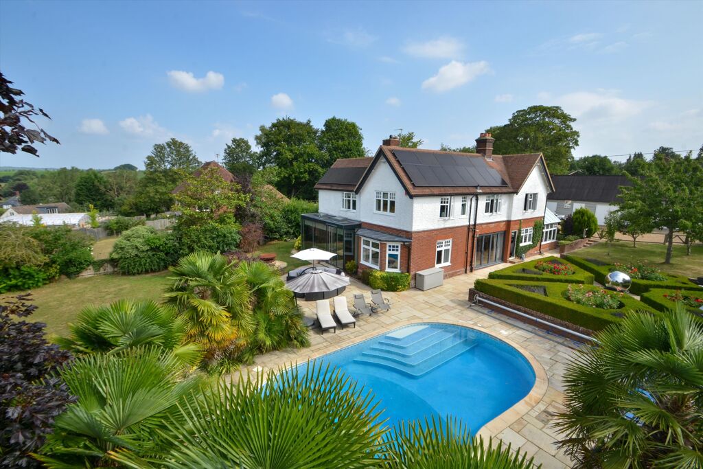 Image of New Farm Road, Alresford, Hampshire, SO24