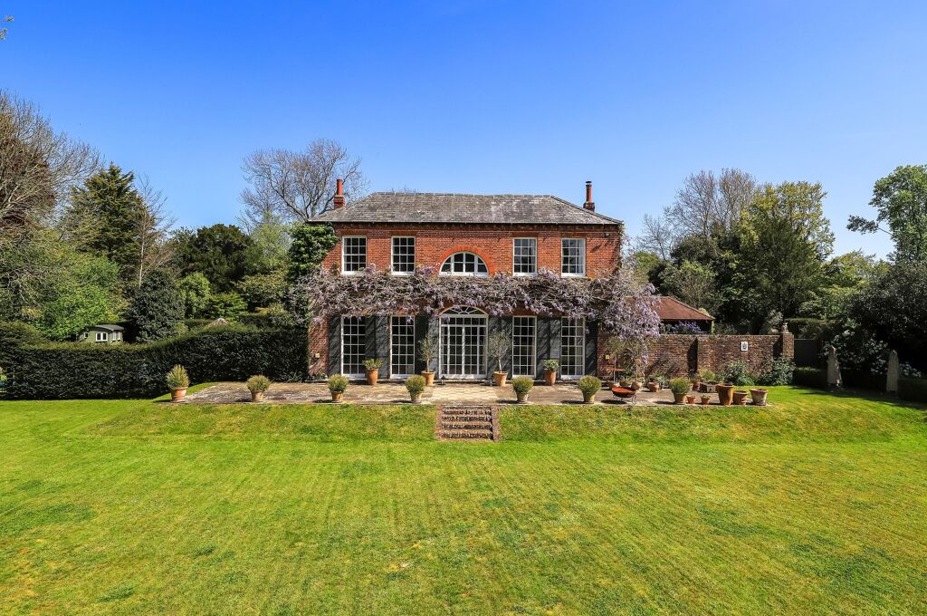 Image of Maypole Green, Bishops Waltham, Hampshire SO32