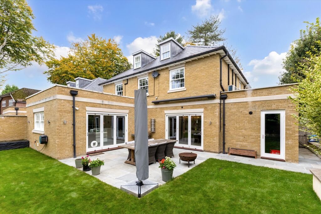 Image of Chilbolton Avenue, Winchester, Hampshire, SO22