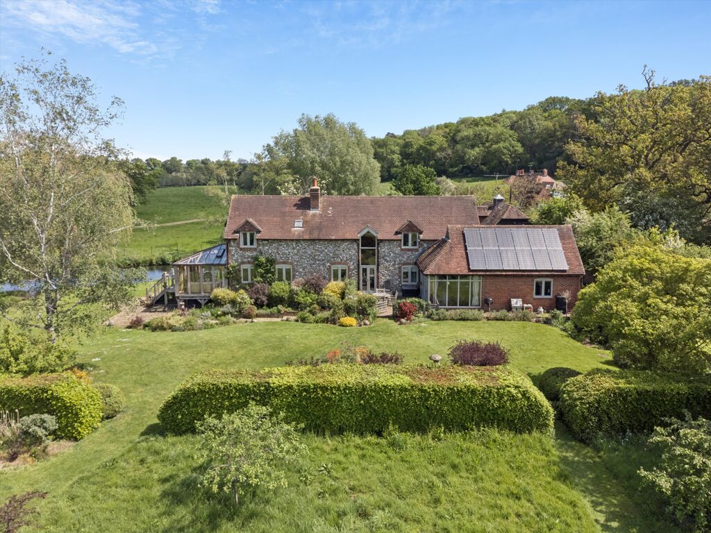 Image of Lockerley Road, Dunbridge, Romsey, Hampshire SO51