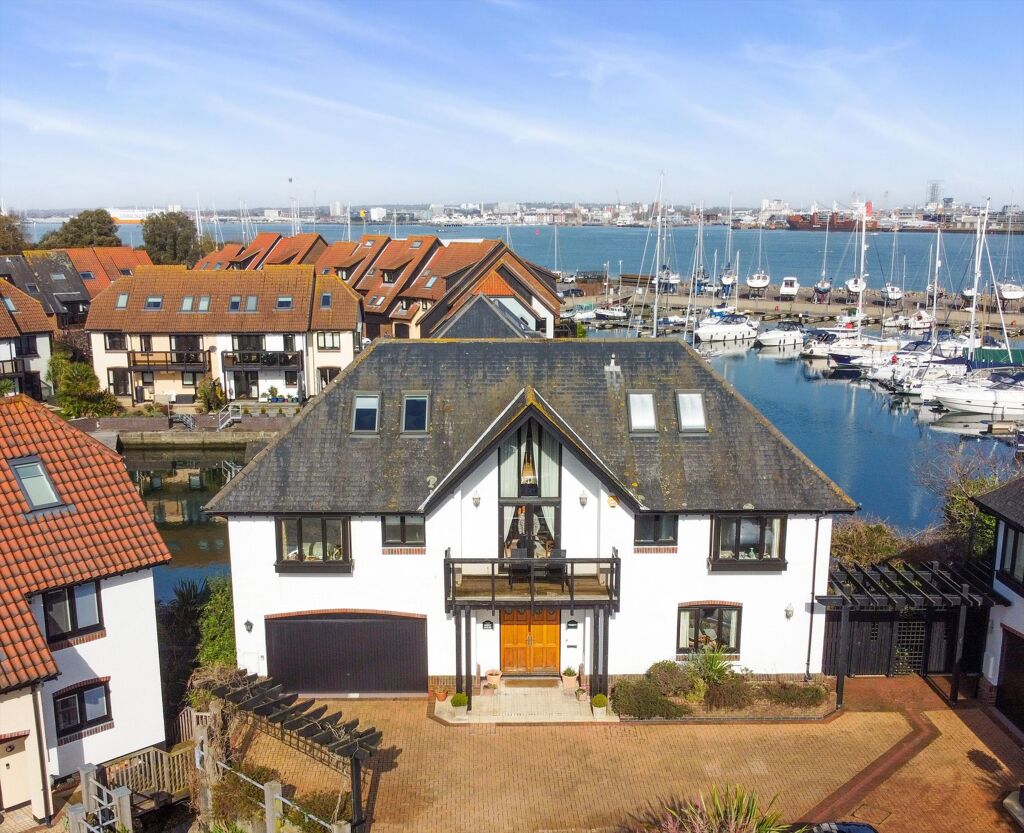 Image of Astra Court, Hythe, Southampton, Hampshire SO45