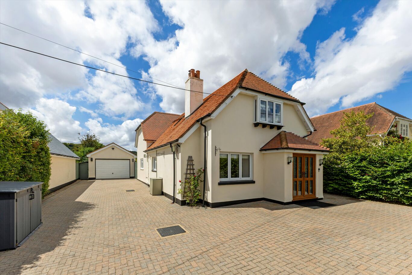 Image of Salisbury Road, Broughton, Stockbridge, Hampshire SO20