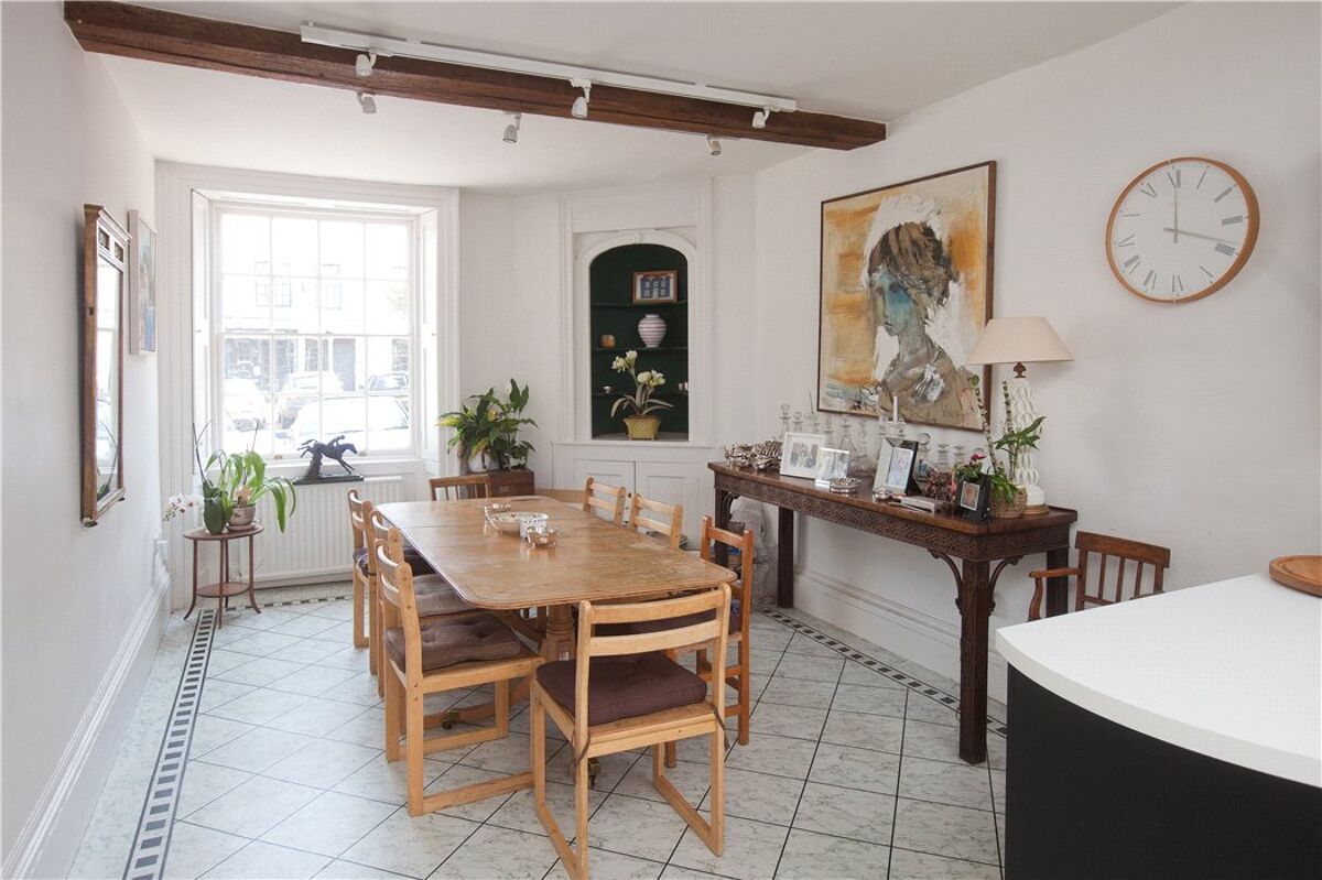 house for sale in Broad Street, Alresford, Hampshire, SO24 WIN060145