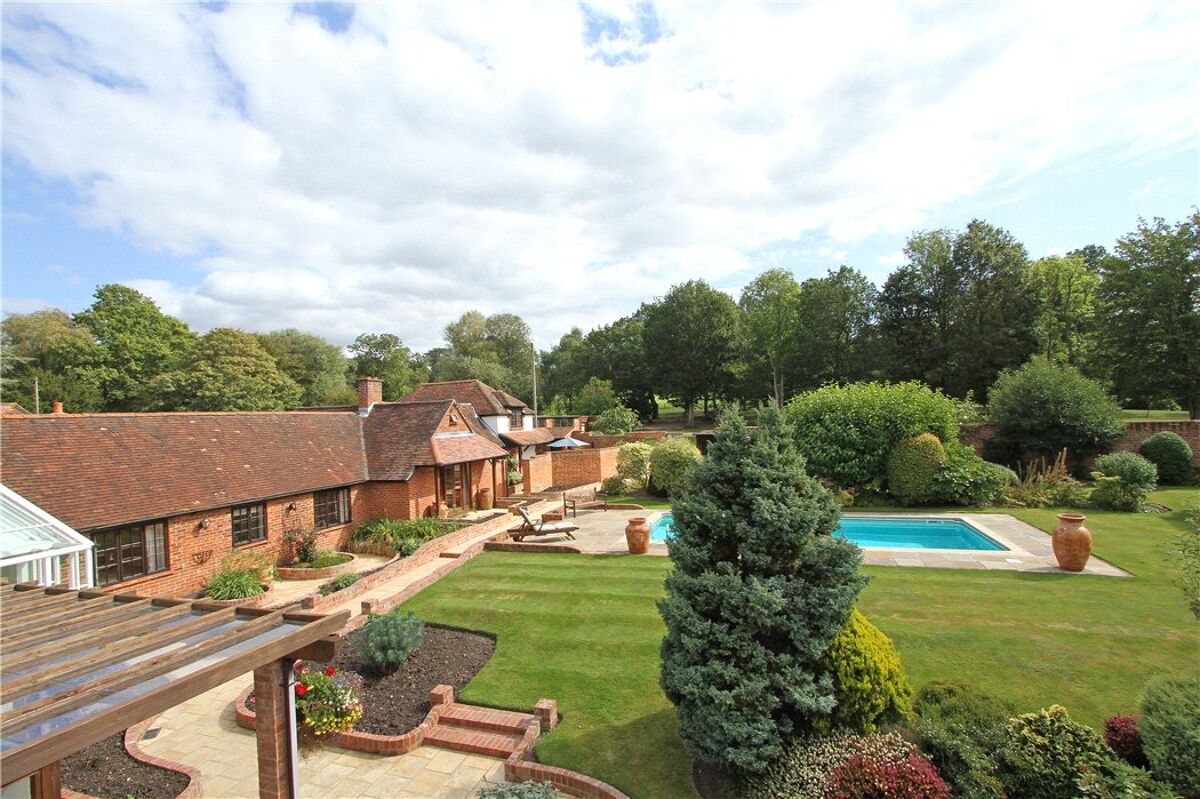 house for sale in Lower Swanwick, Hampshire, SO31 WIN120205 Knight