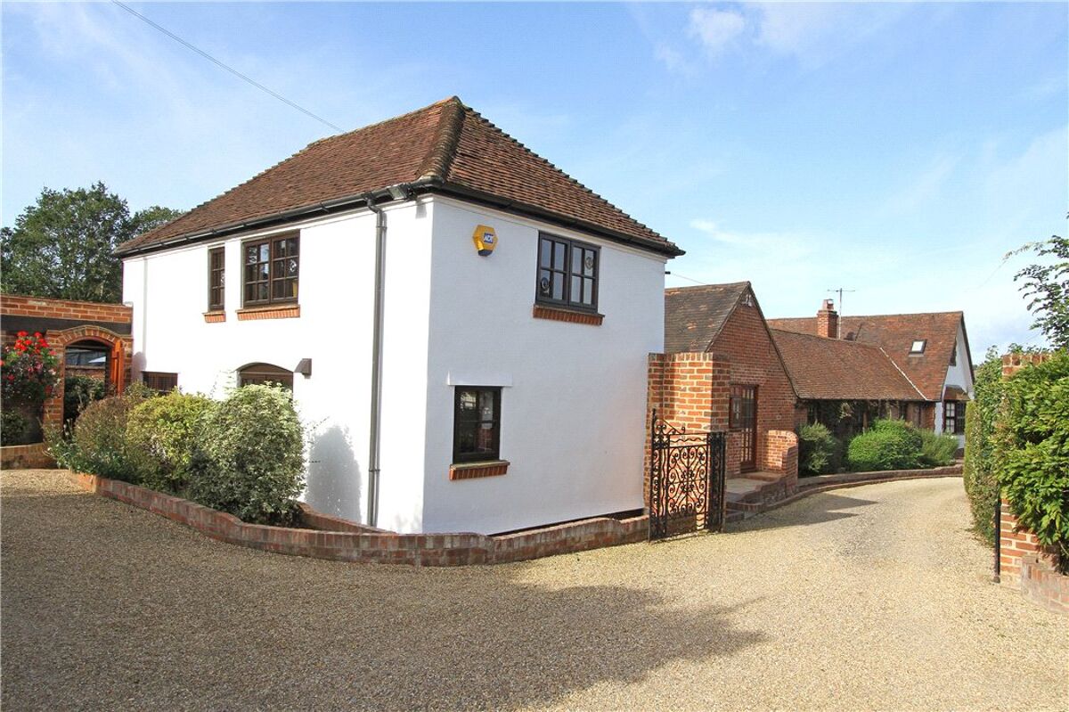 house for sale in Lower Swanwick, Hampshire, SO31 WIN120205 Knight