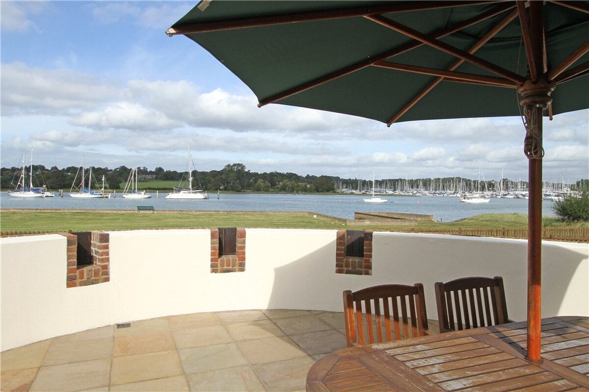 house for sale in Lower Swanwick, Hampshire, SO31 WIN120205 Knight Frank