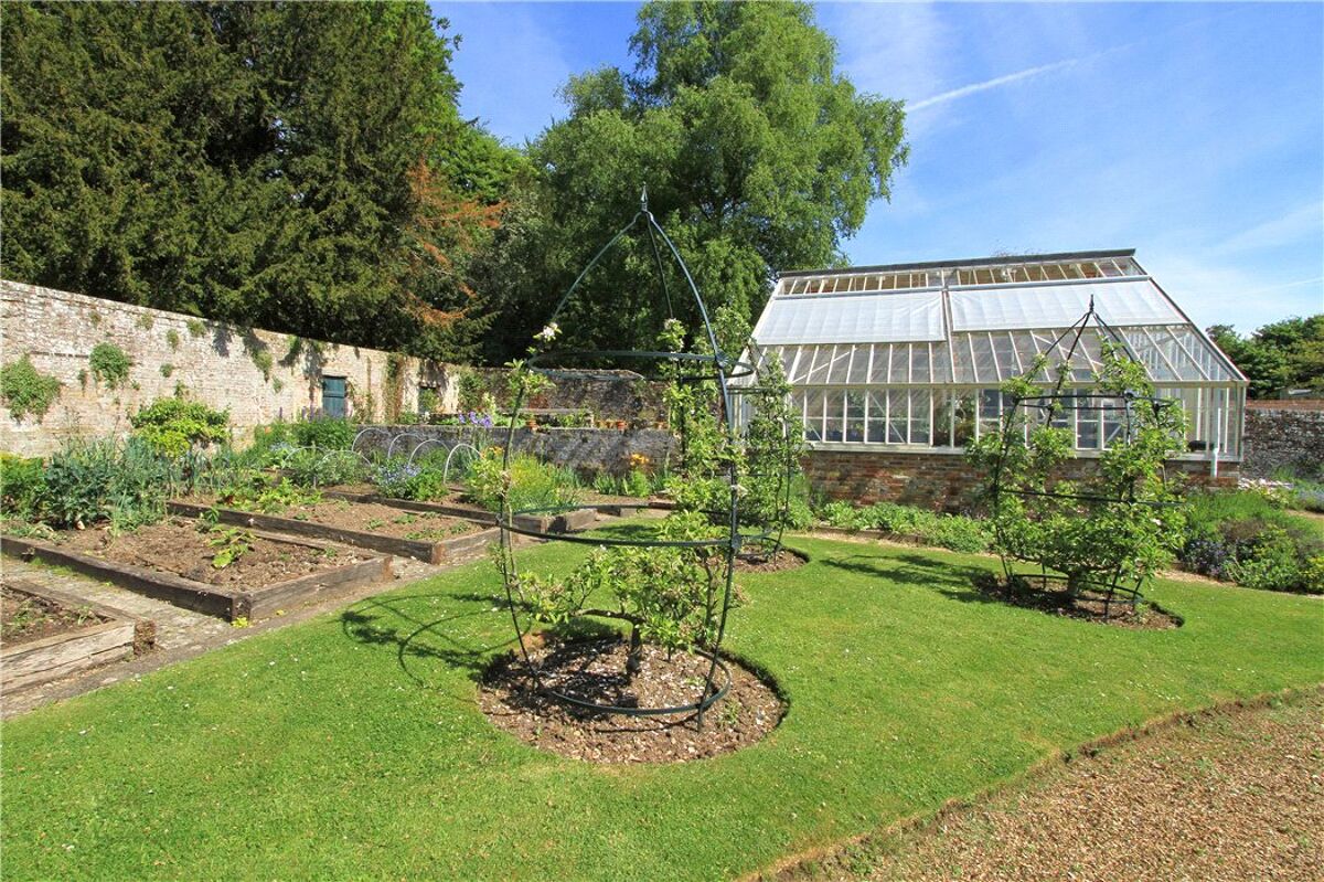 house for sale in Whitedale House, East Street, Hambledon, Hampshire