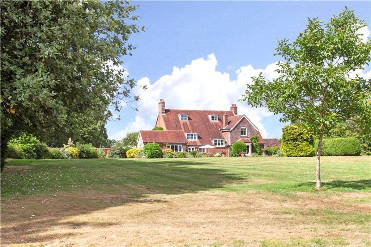 house for sale in Sarum Road, Winchester, Hampshire, SO22 WIN130254