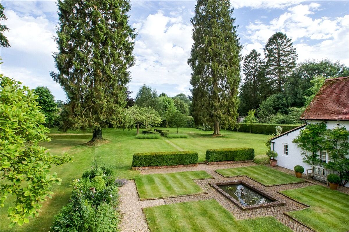 house for sale in Church Road, Upper Farringdon, Alton, Hampshire, GU34 WIN130289 Knight Frank