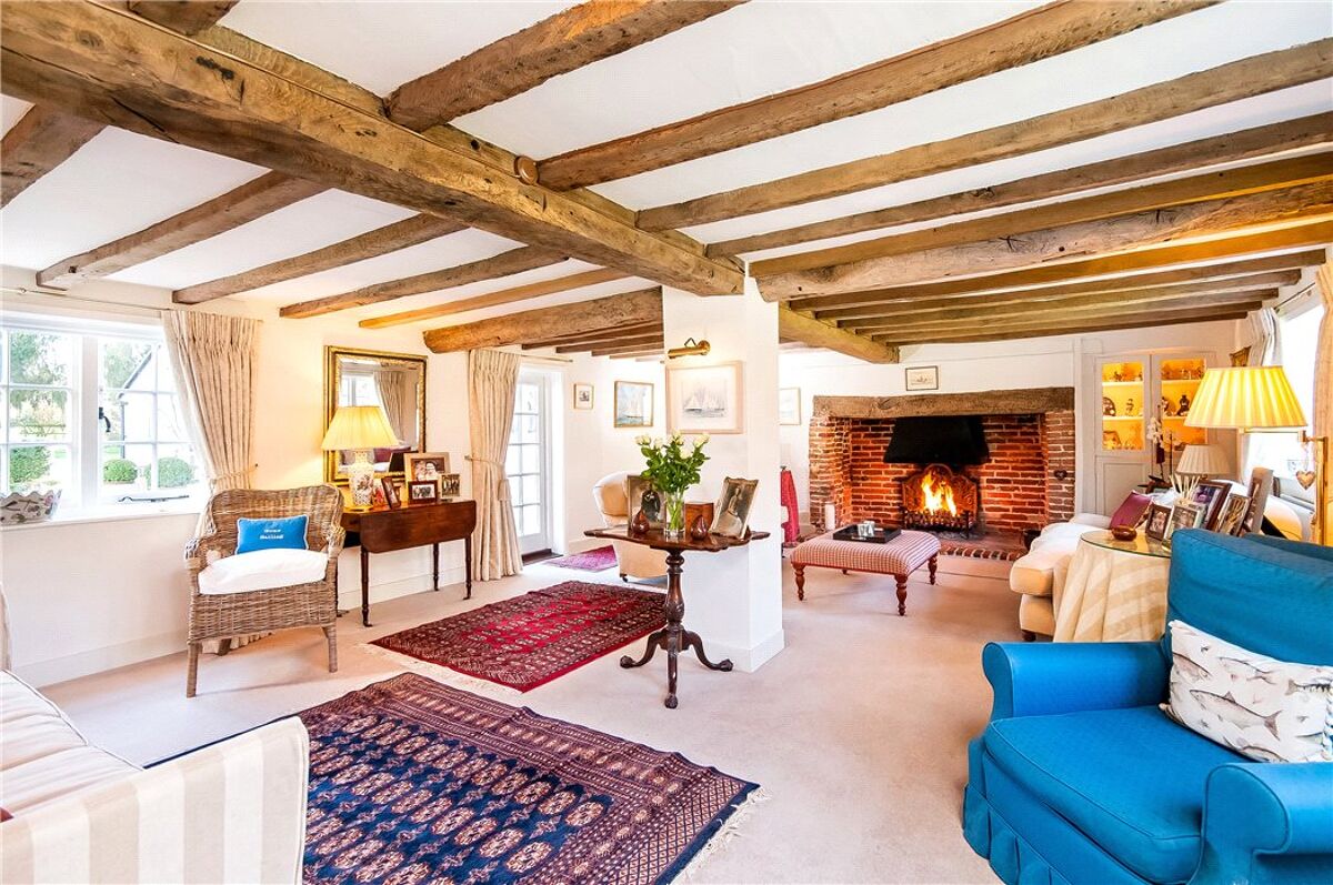 house for sale in Church Road, Upper Farringdon, Alton, Hampshire, GU34