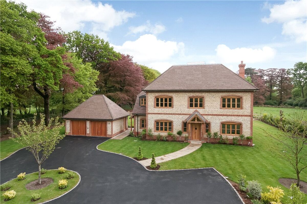 house for sale in Froxfield, Petersfield, Hampshire, GU32 WIN150010