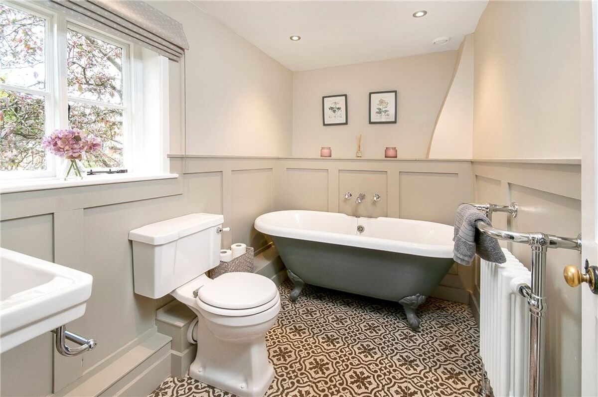 house for sale in Rectory Lane, Broughton, Stockbridge, Hampshire, SO20 WIN160036 Knight Frank