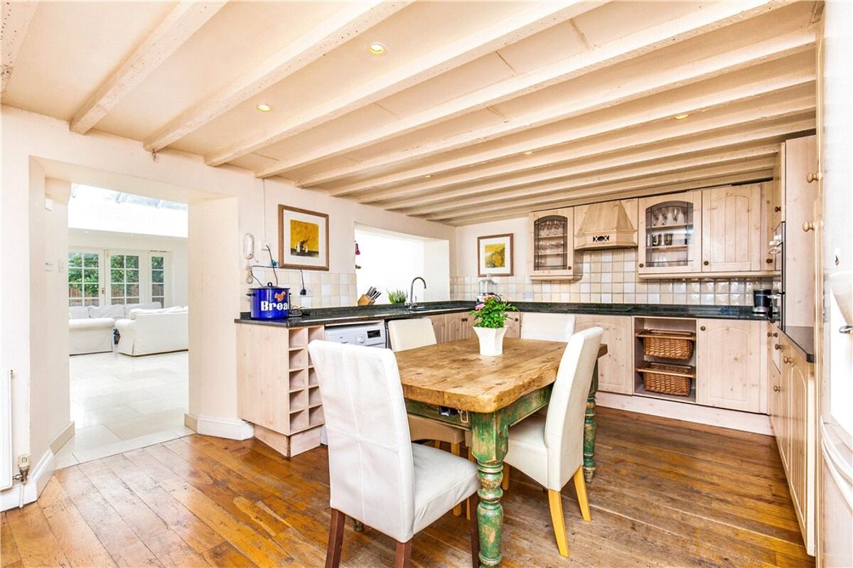 house for sale in Kimpton, Andover, Hampshire, SP11 WIN160133