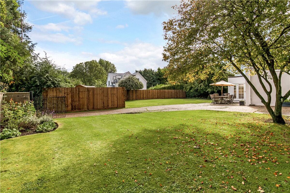 house for sale in Kimpton, Andover, Hampshire, SP11 WIN160133