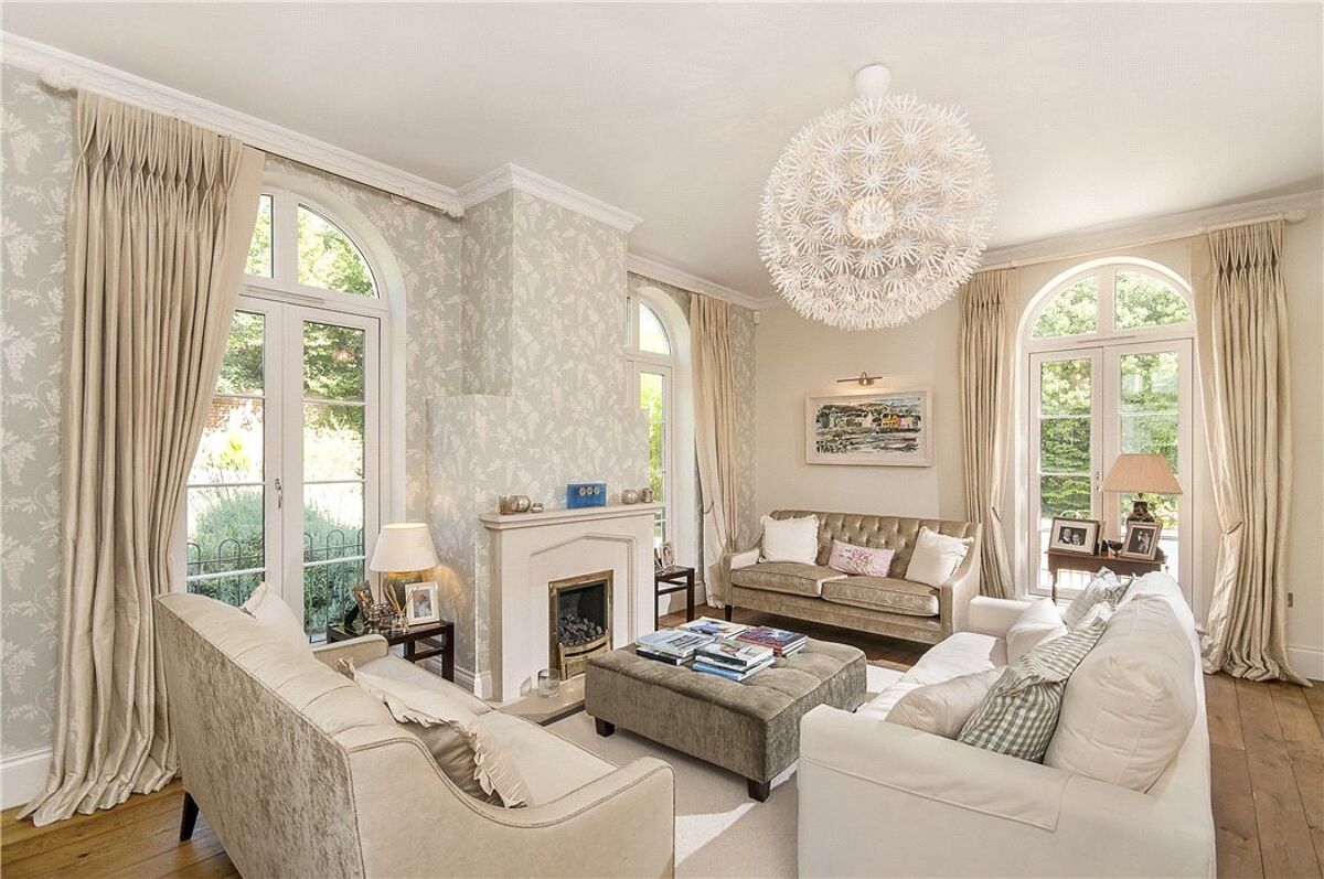 house for sale in Shepherds Lane, Compton, Winchester, Hampshire, SO21