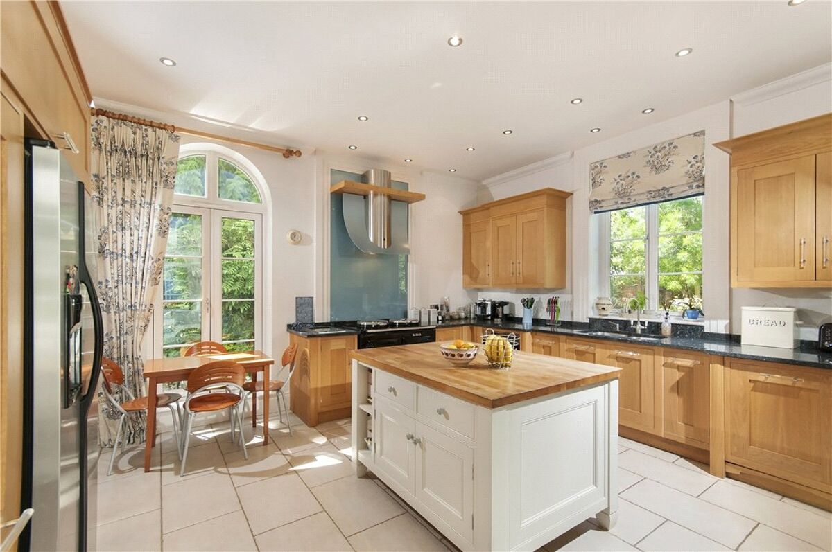 house for sale in Shepherds Lane, Compton, Winchester, Hampshire, SO21