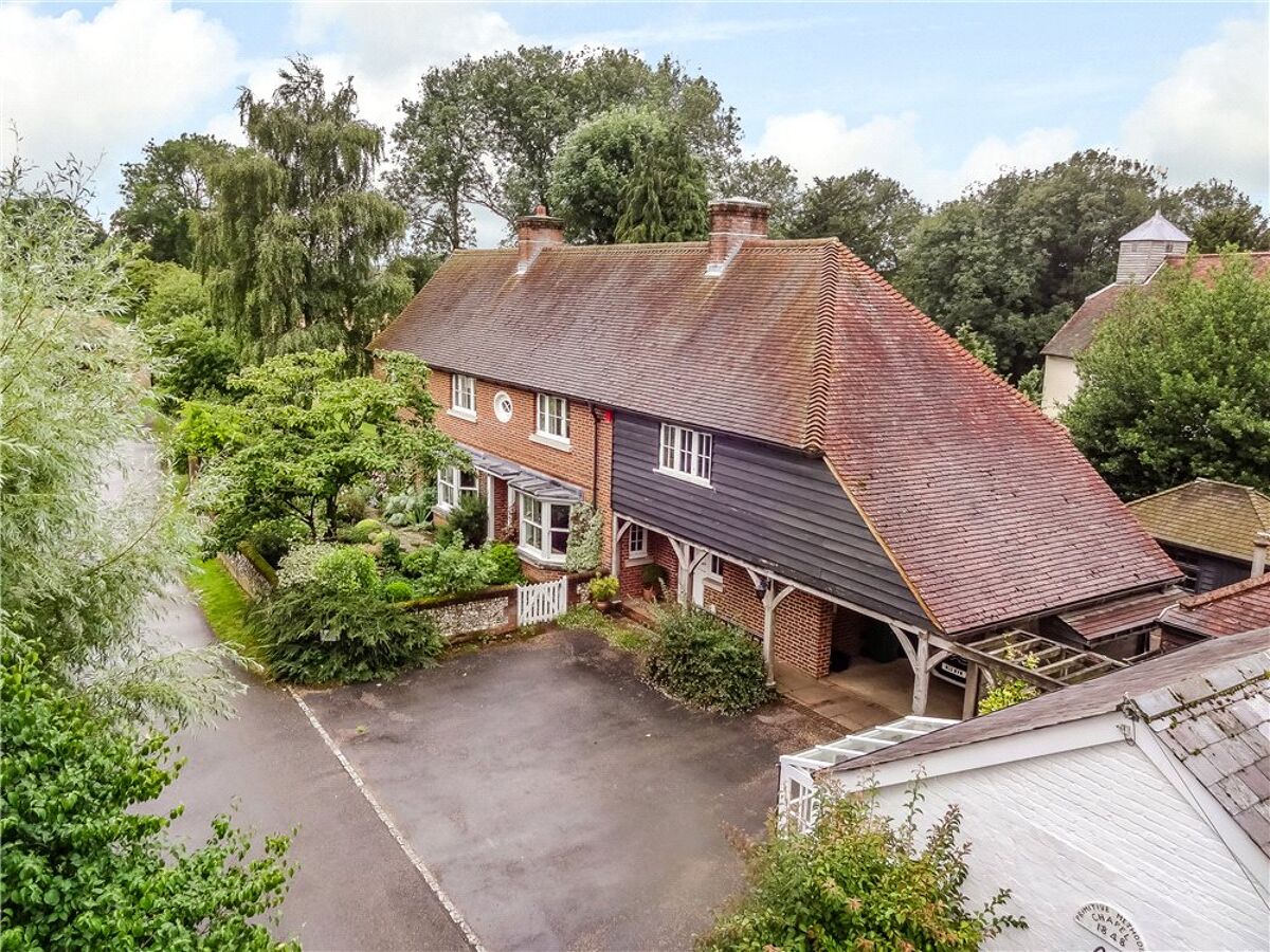 house for sale in Upper Wield, Alresford, Hampshire, SO24 WIN160151