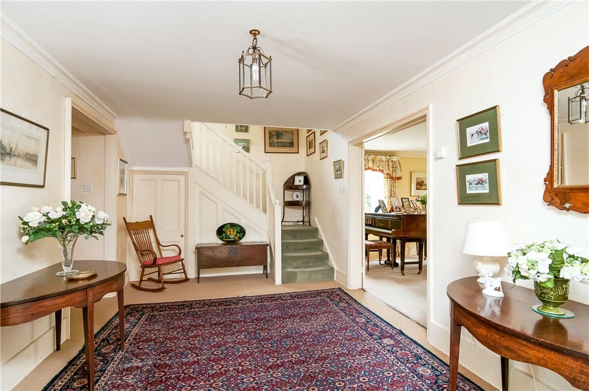 house for sale in Hattingley Road, Medstead, Alton, Hampshire, GU34