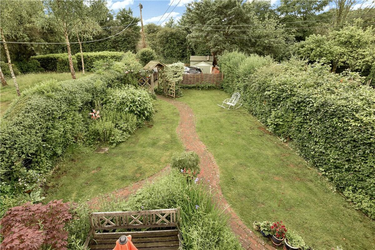 house for sale in West Meon, Petersfield, Hampshire, GU32 WIN160252