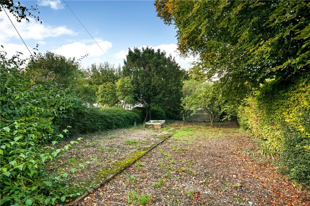 house for sale in High Street, Broughton, Stockbridge, Hampshire, SO20