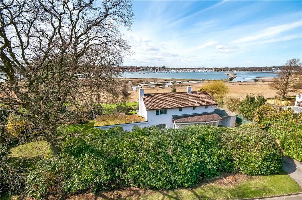 house for sale in Thornton Avenue, Warsash, Southampton, Hampshire