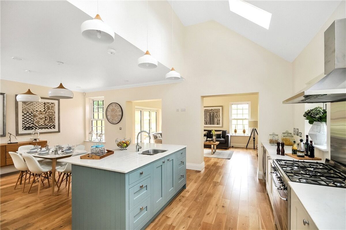 house for sale in Kings Hill, Beech, Alton, Hampshire, GU34 WIN170255