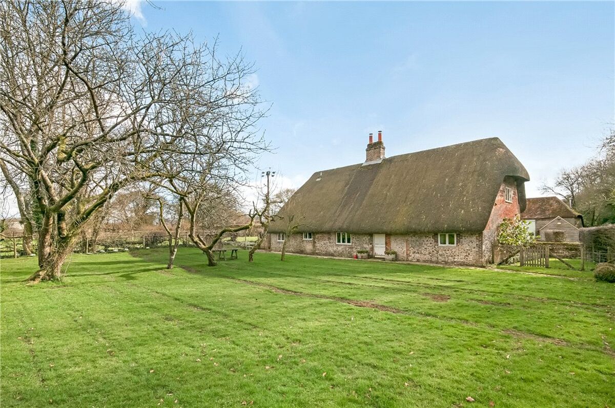 house for sale in Froxfield, Petersfield, Hampshire, GU32 WIN170275