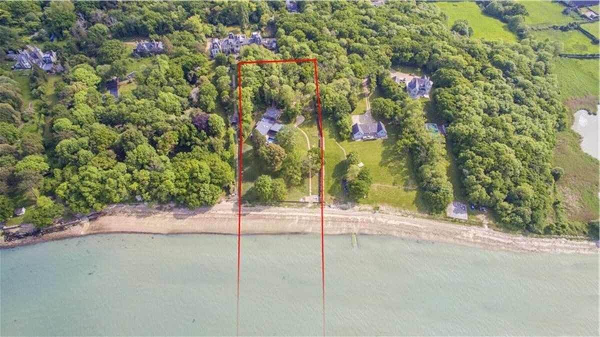 house for sale in Quarr Road, Binstead, Ryde, Isle Of Wight, PO33