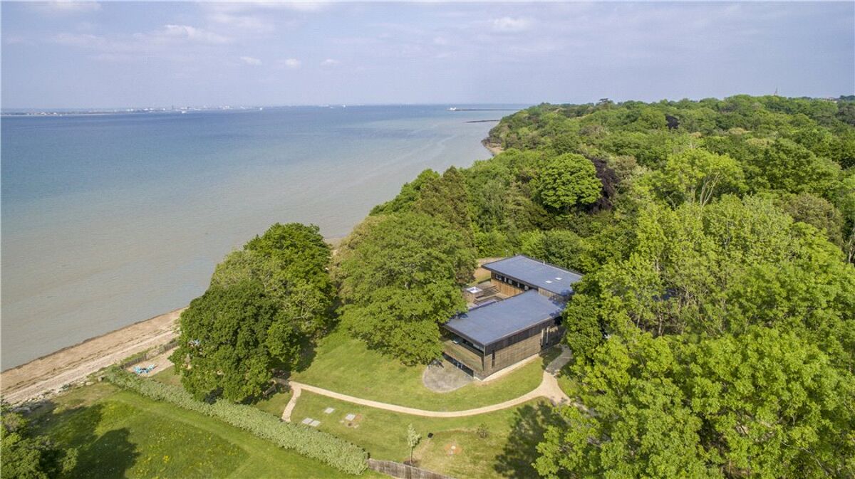 house for sale in Quarr Road, Binstead, Ryde, Isle Of Wight, PO33