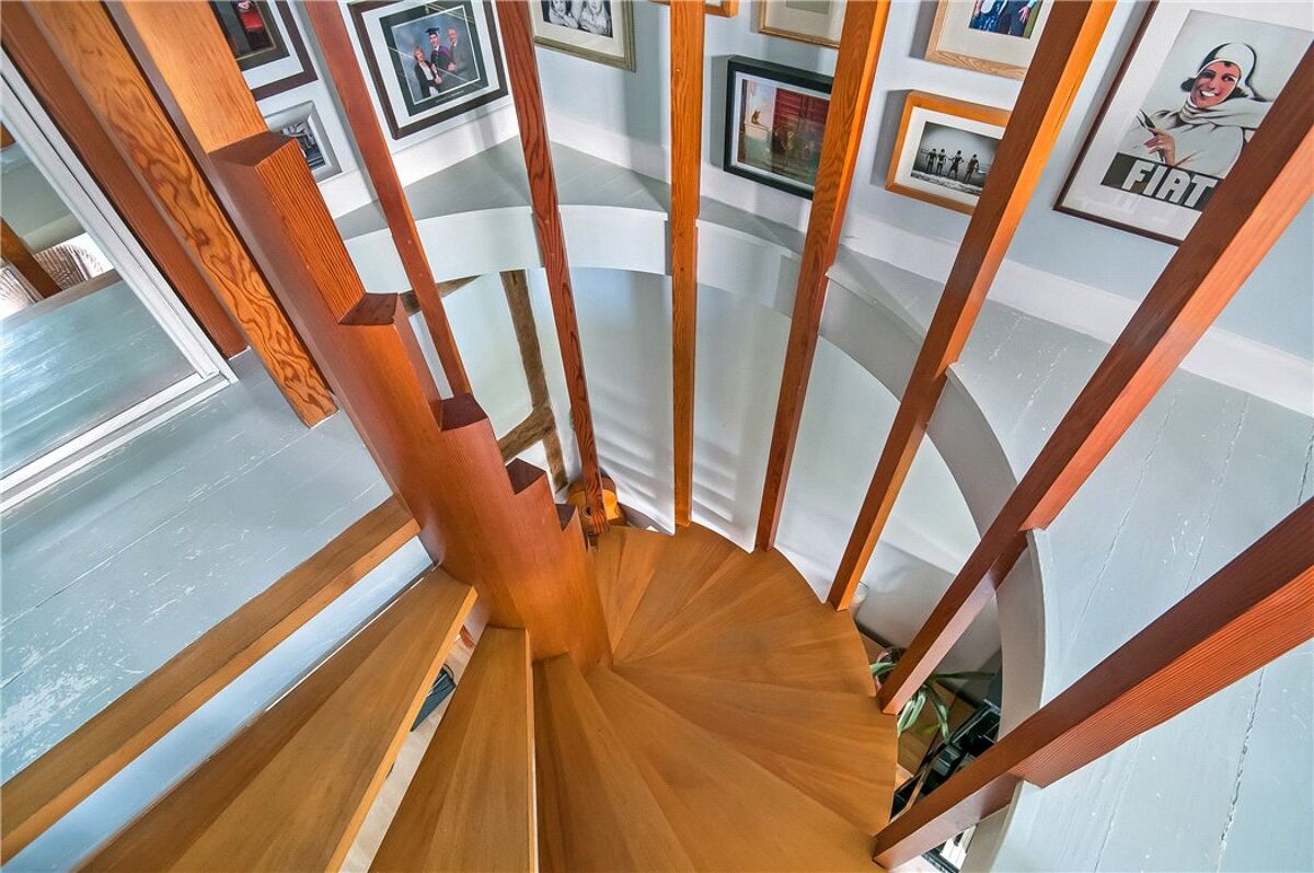 house for sale in East Stratton, Winchester, Hampshire, SO21