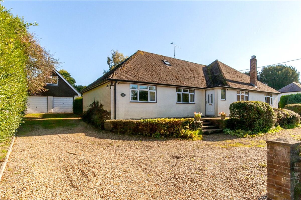 bungalow for sale in Hensting Lane, Fishers Pond, Eastleigh, Hampshire