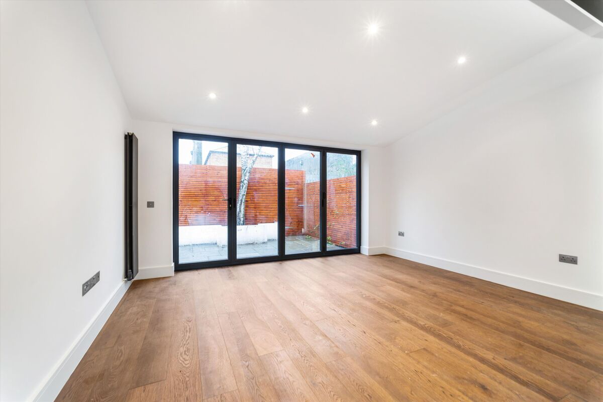 flat for sale in Wilkinson Way, London, W4 WMB012007973 Knight Frank