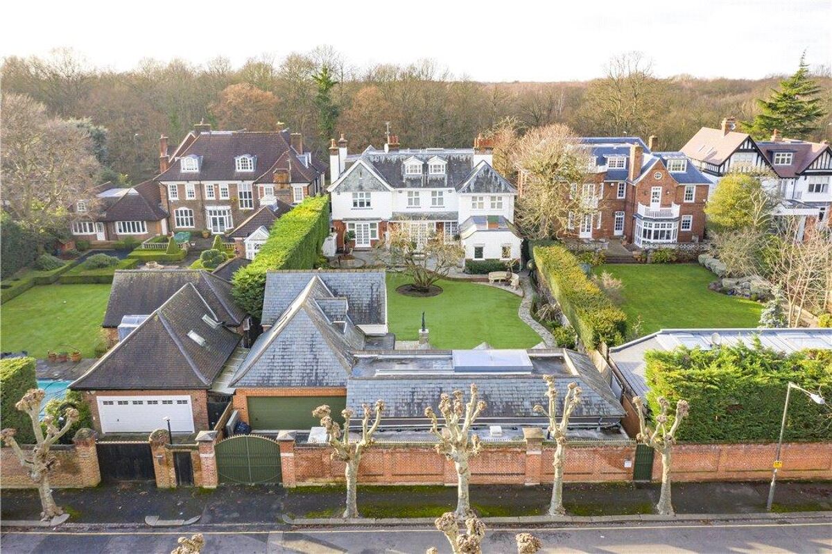 house for sale in Parkside, Wimbledon, London, SW19 WMB012026016