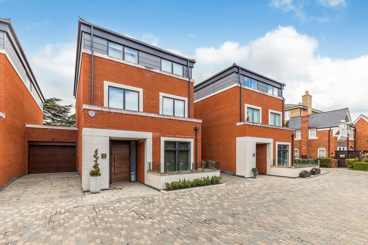 house for sale in Convent Mews, Edge Hill, Wimbledon, London, SW19