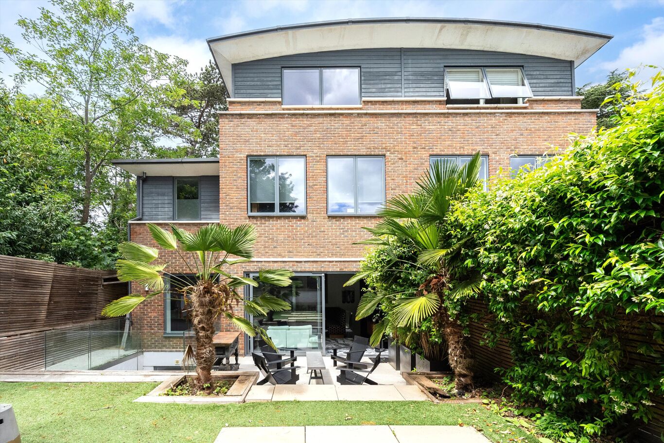 Image of Arthur Road, Wimbledon, London, SW19