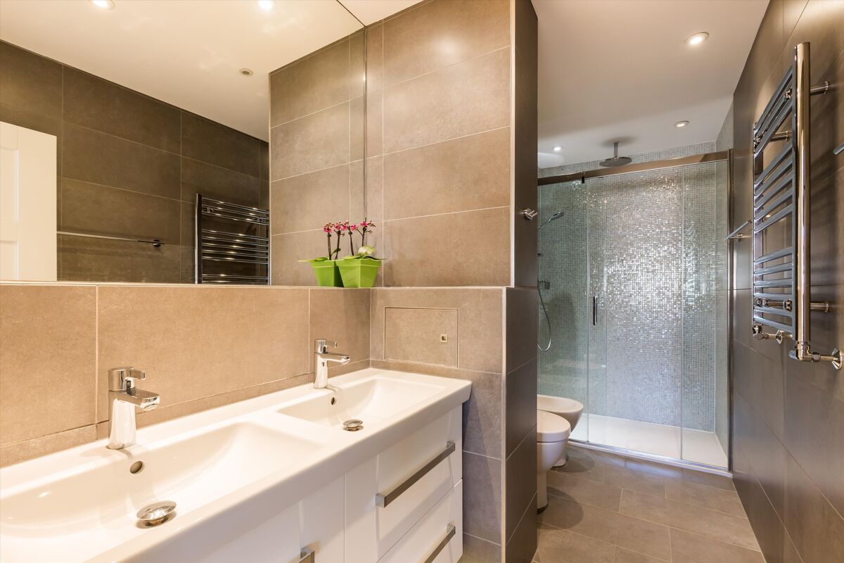 house for sale in Pine Grove, Wimbledon, London, SW19 WMB012080462