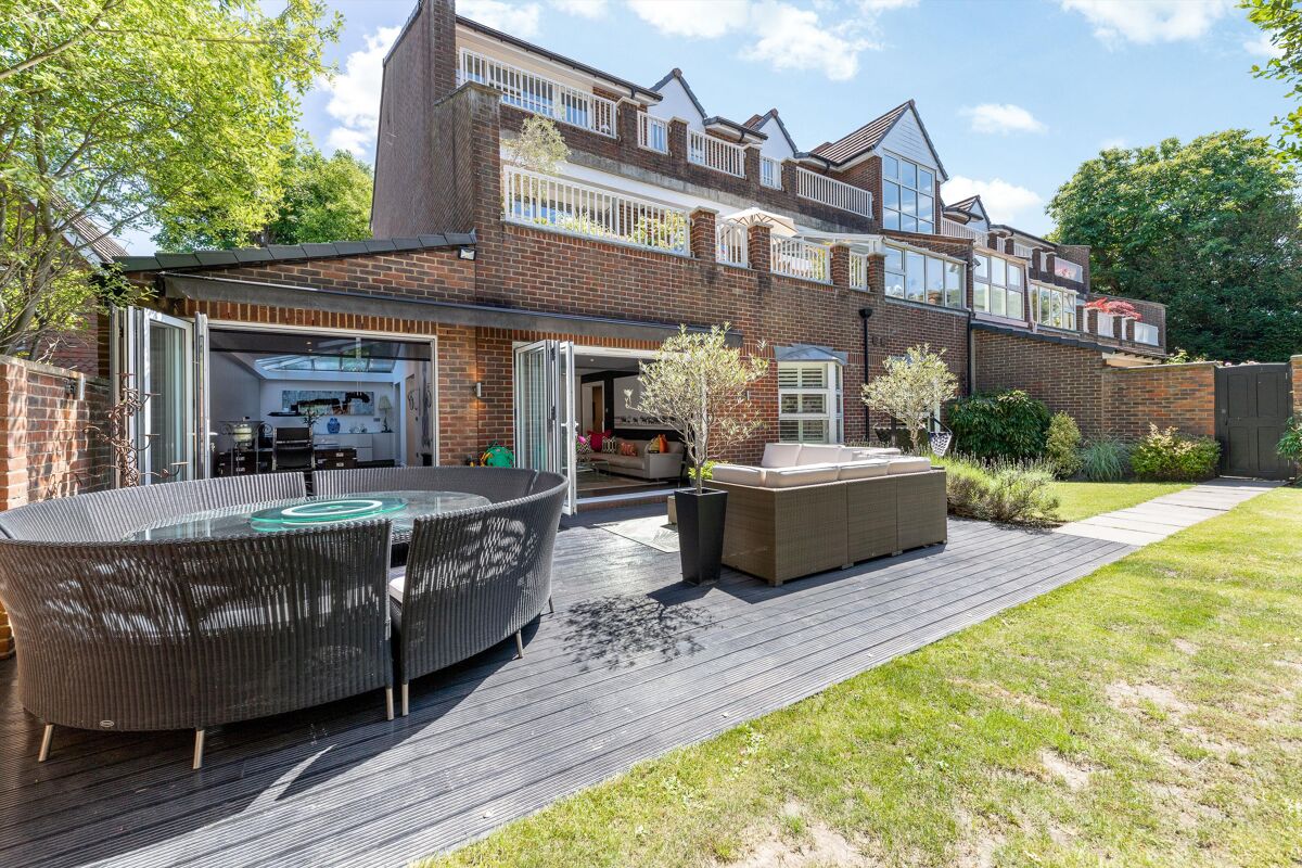 flat for sale in Somerset Road, Wimbledon, SW19 WMB012115802 Knight