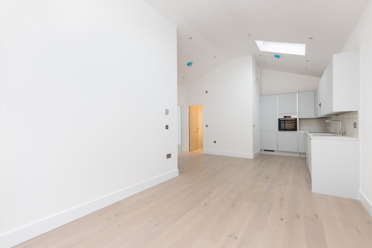 flat for sale in Durham Road, London, SW20 WMB012120925 Knight Frank