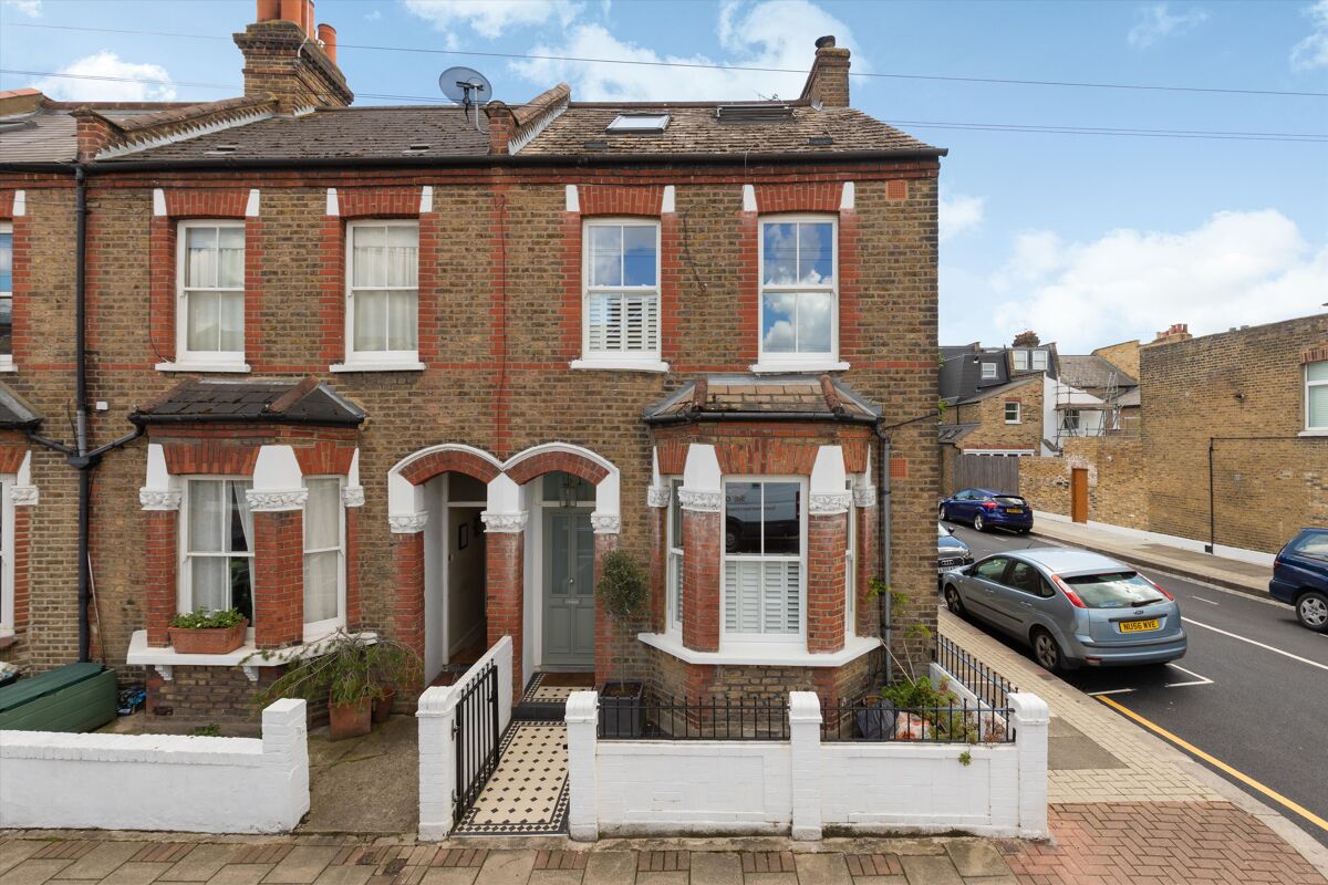 house for sale in Brathway Road, London, SW18 WMB012128781 Knight Frank
