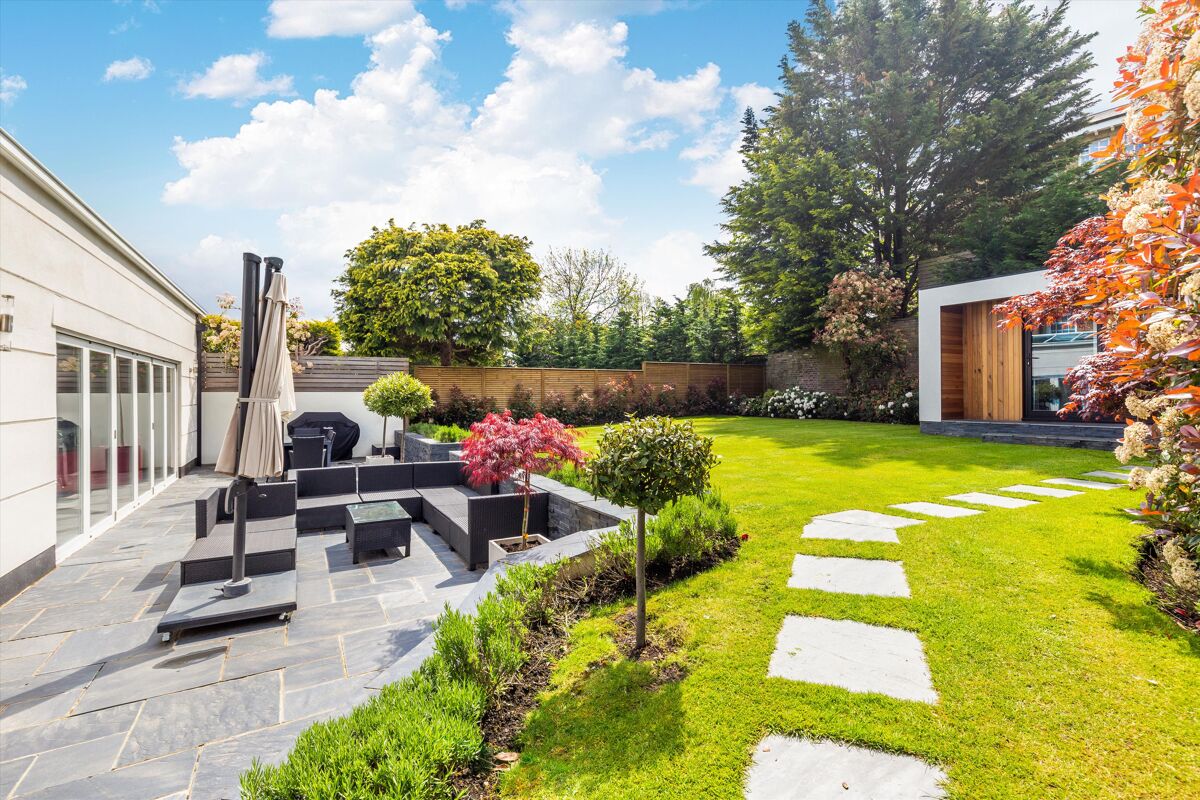 house for sale in Castle Close, Wimbledon, London, SW19 WMB012134601