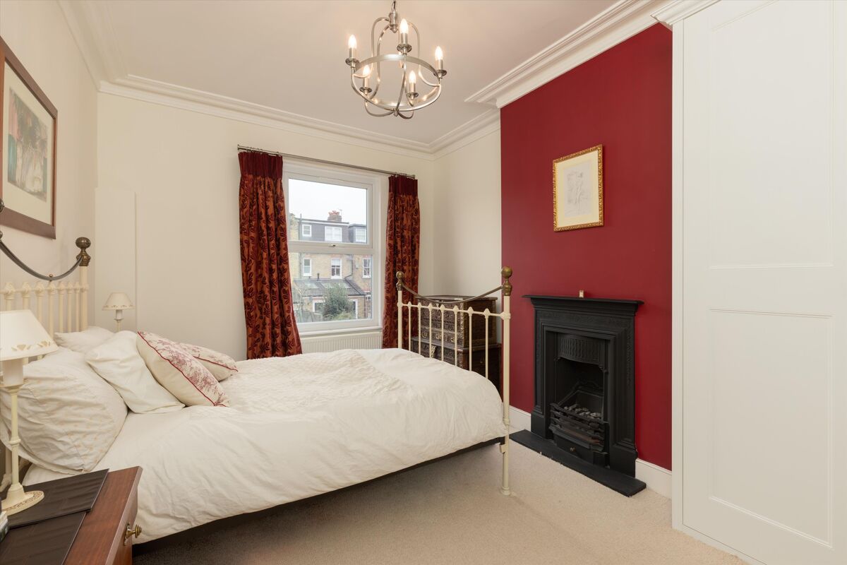 house for sale in Alverstone Avenue, London, SW19 WMB012146706