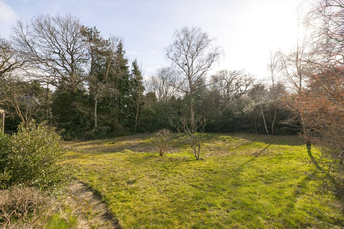 house for sale in Warren Road, Kingston upon Thames, KT2 WMB012154132