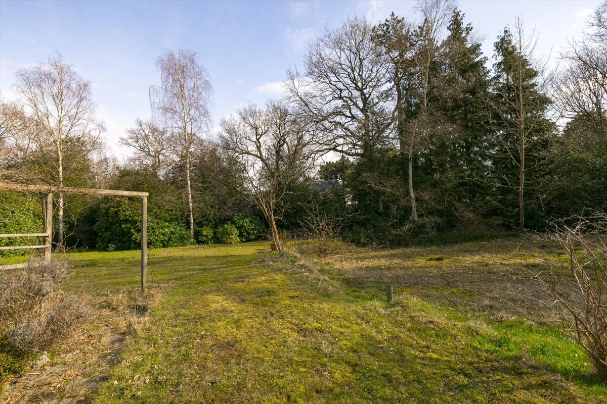 house for sale in Warren Road, Kingston upon Thames, KT2 WMB012154132