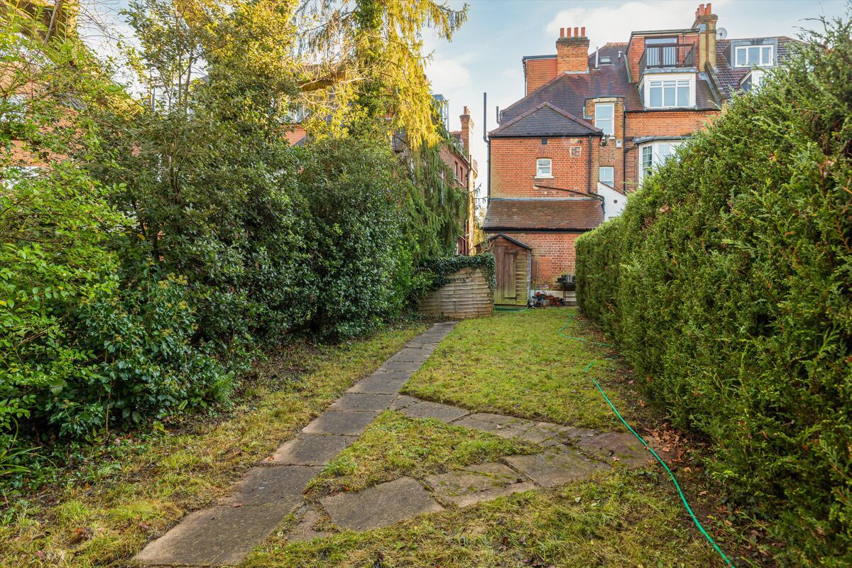 flat for sale in West Hill, East Putney, London, SW15. WMB012179981