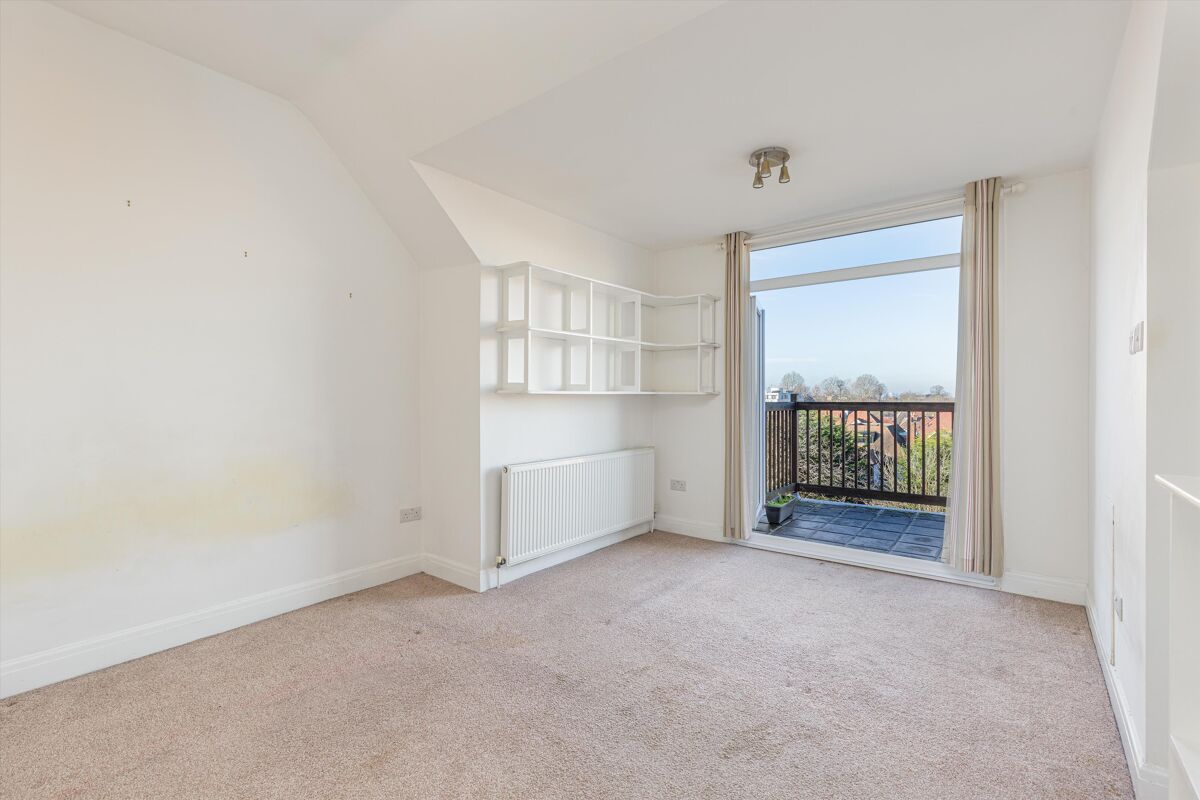 flat for sale in West Hill, East Putney, London, SW15. WMB012179981
