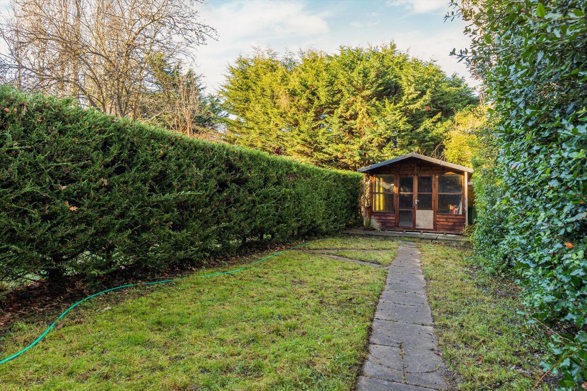 flat for sale in West Hill, East Putney, London, SW15. WMB012179981